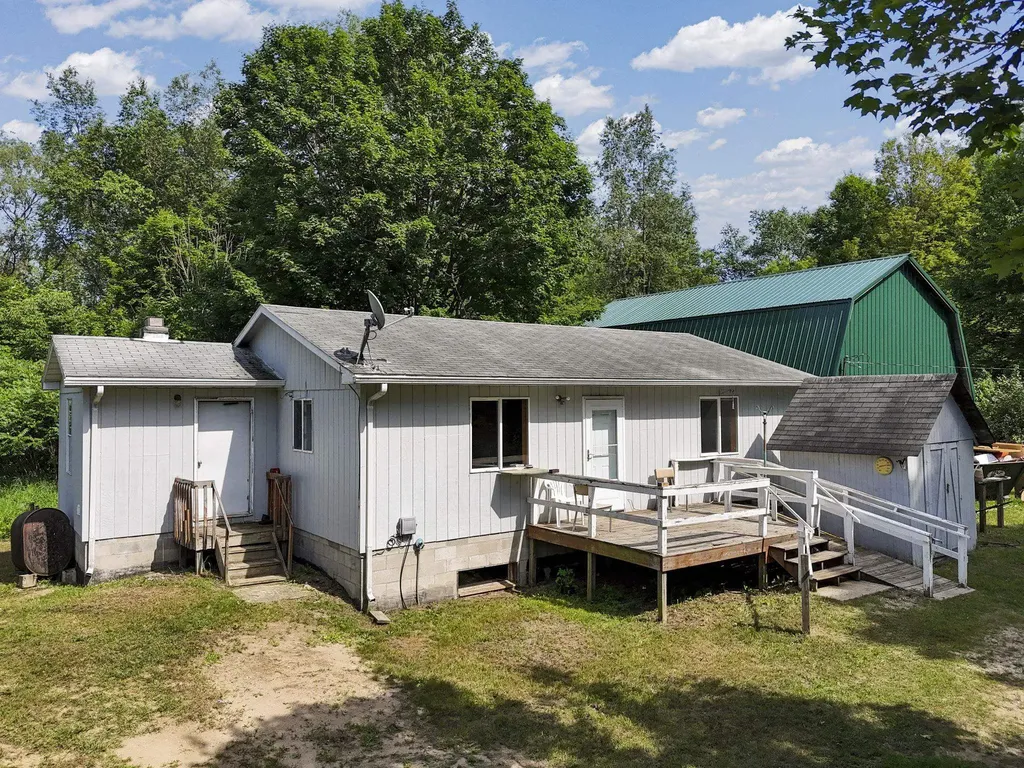 3850 N 25 Road Colfax Township MI 49668