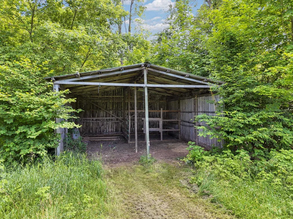 3850 N 25 Road Colfax Township MI 49668