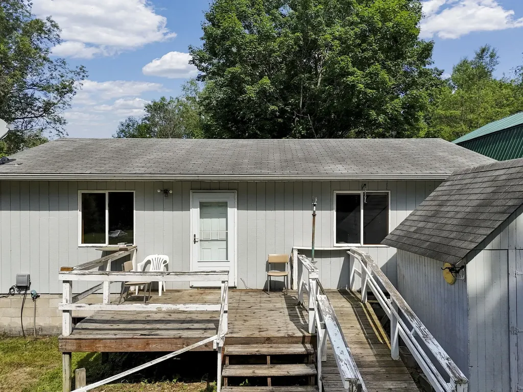 3850 N 25 Road Colfax Township MI 49668