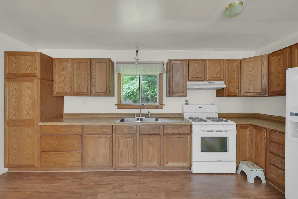 3850 N 25 Road Colfax Township MI 49668