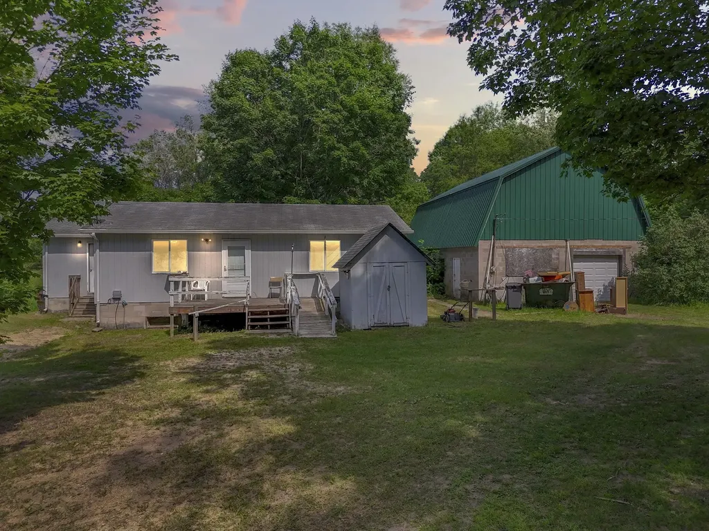 3850 N 25 Road Colfax Township MI 49668