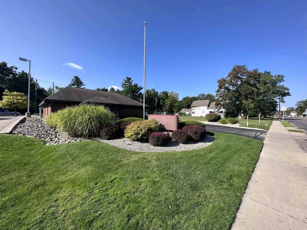 1040 E Front Street Traverse City City MI 49686