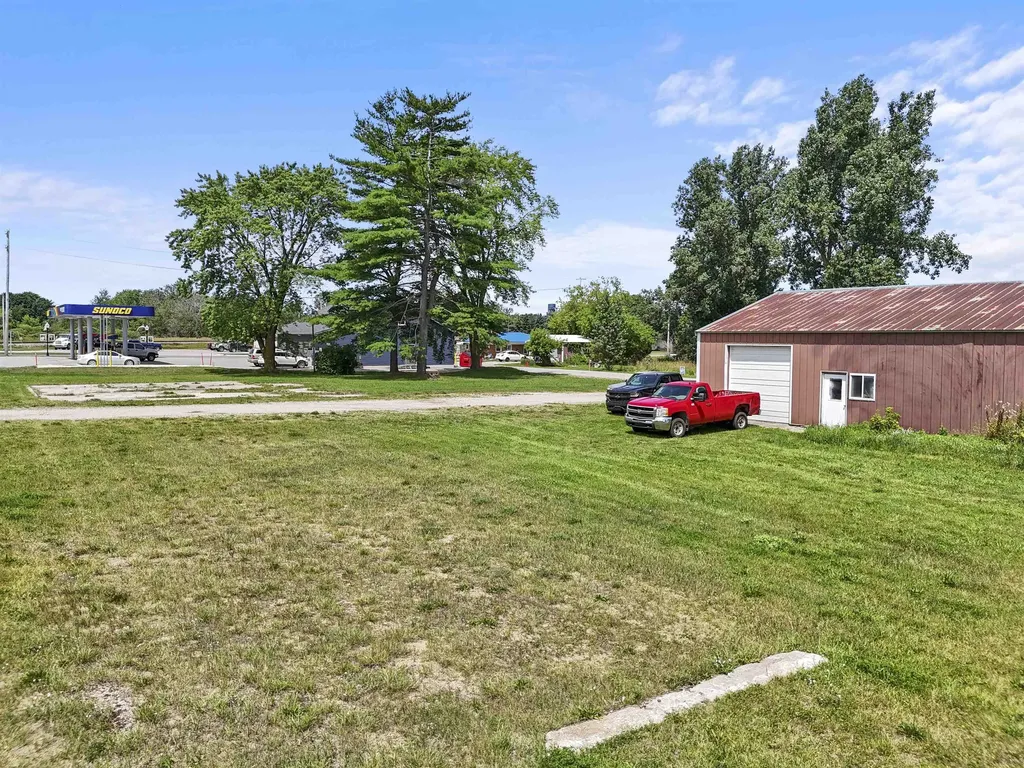 00 M-66 Riverside Township MI 49657