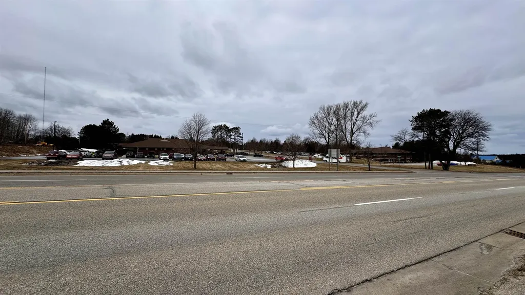 7859 S Us-131 Clam Lake Township MI 49601