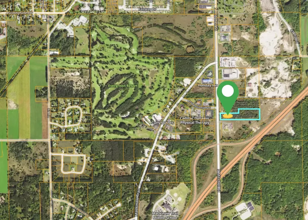 7859 S Us-131 Clam Lake Township MI 49601