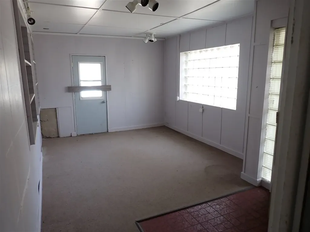 6613 Frankfort Highway Benzonia Township MI 49617