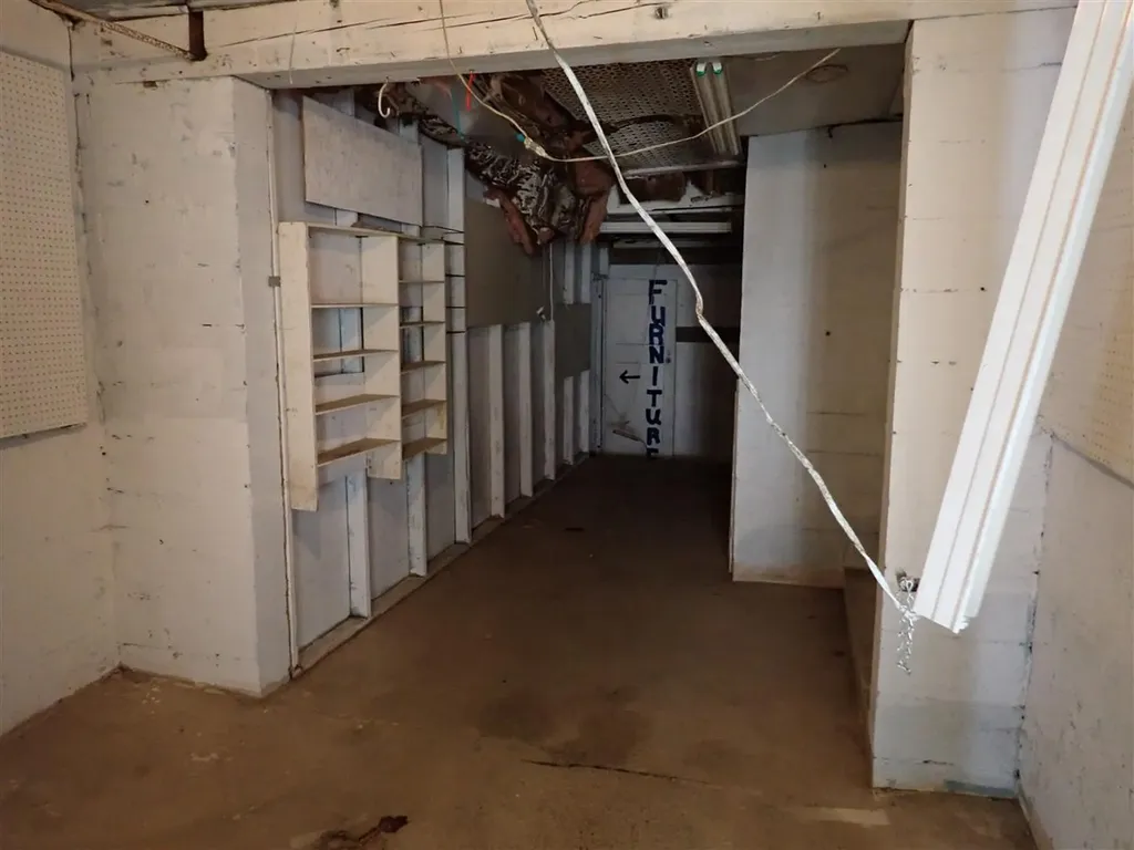 6613 Frankfort Highway Benzonia Township MI 49617