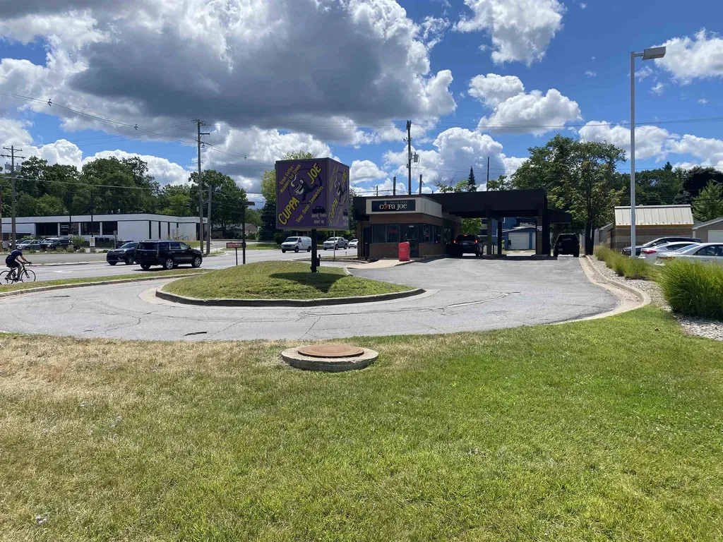 1054-1060 E Front Street Traverse City City MI 49686