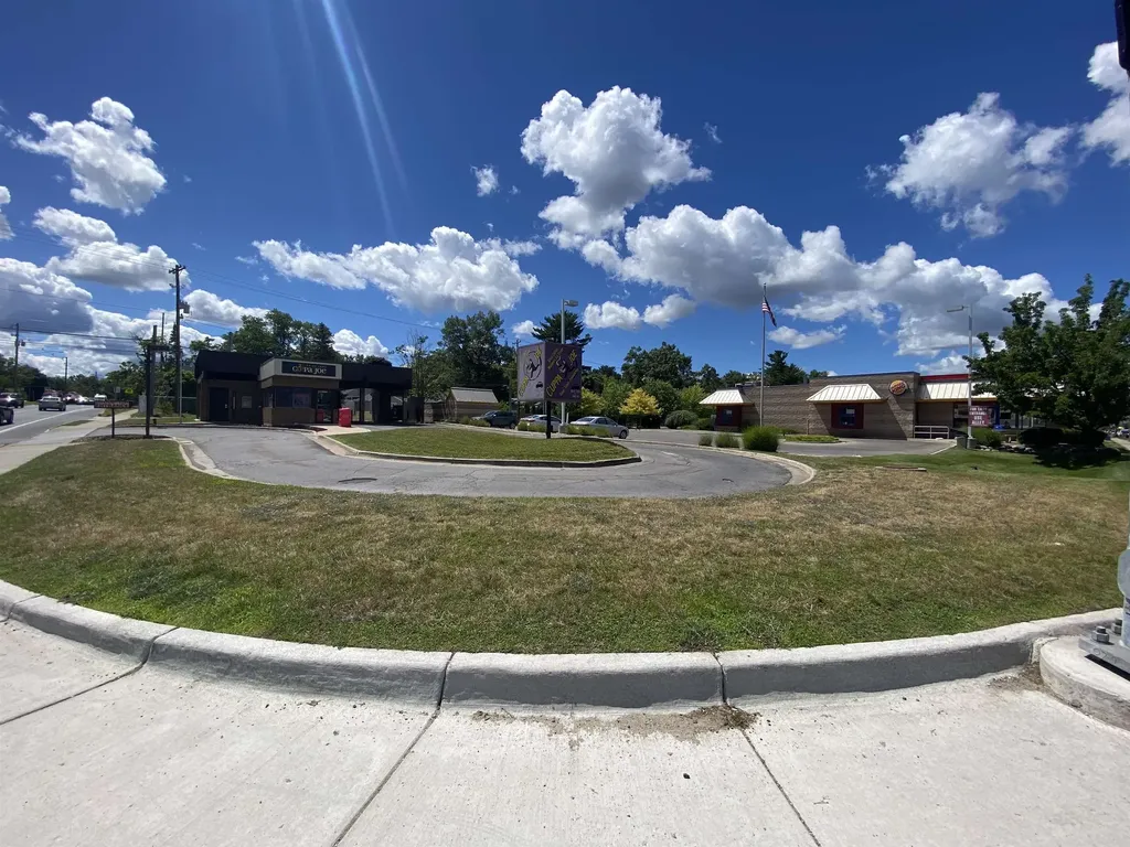 1054-1060 E Front Street Traverse City City MI 49686