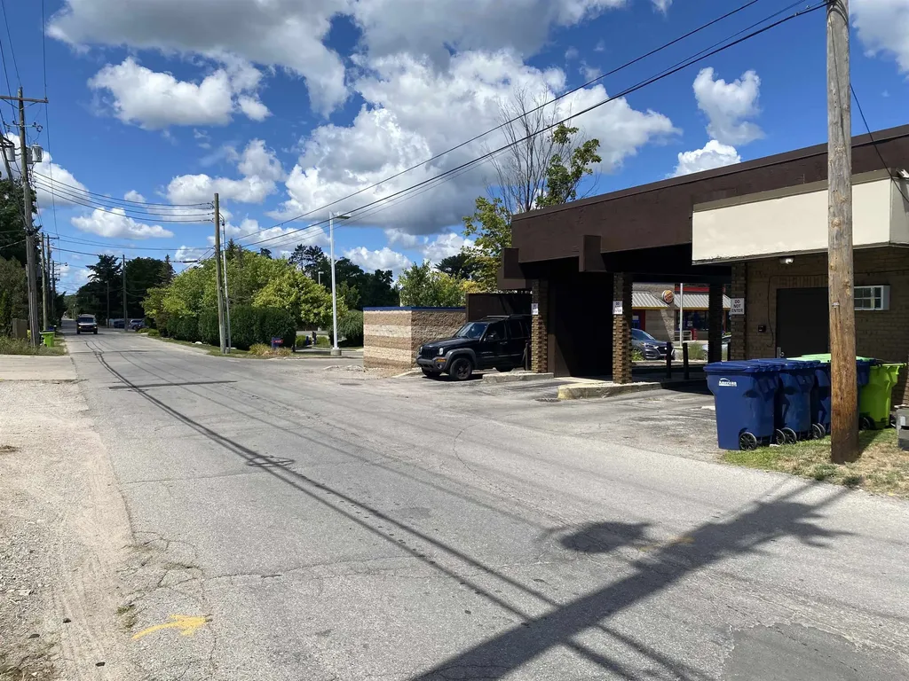 1054-1060 E Front Street Traverse City City MI 49686