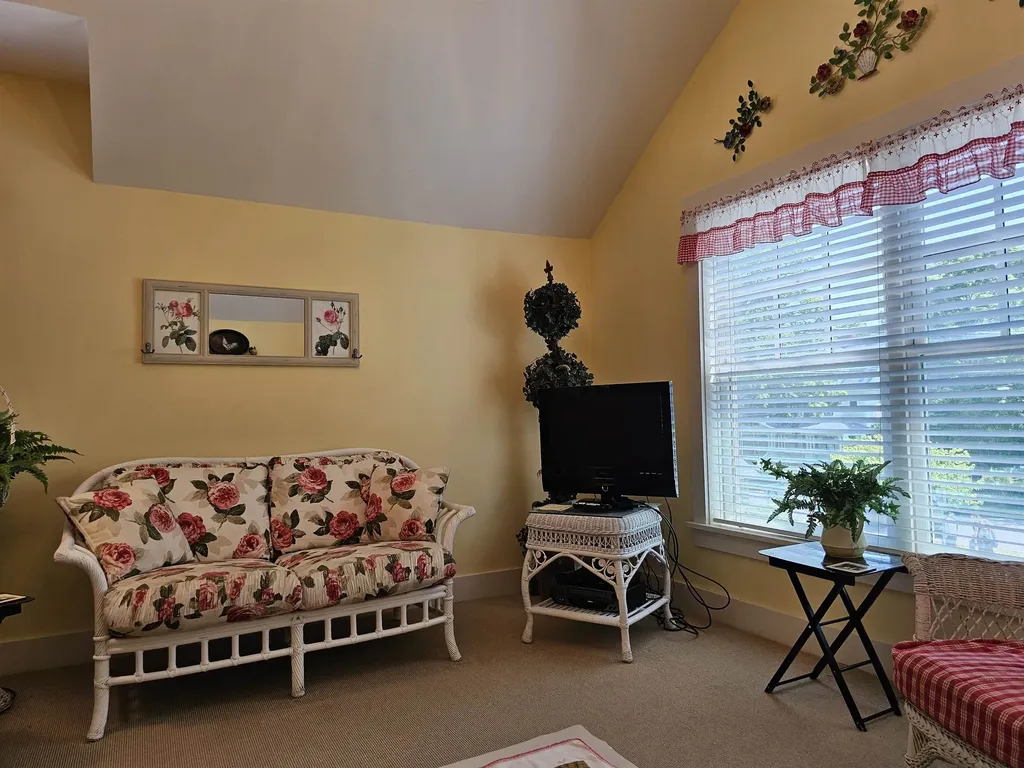 230 Wellington Traverse City City MI 49686