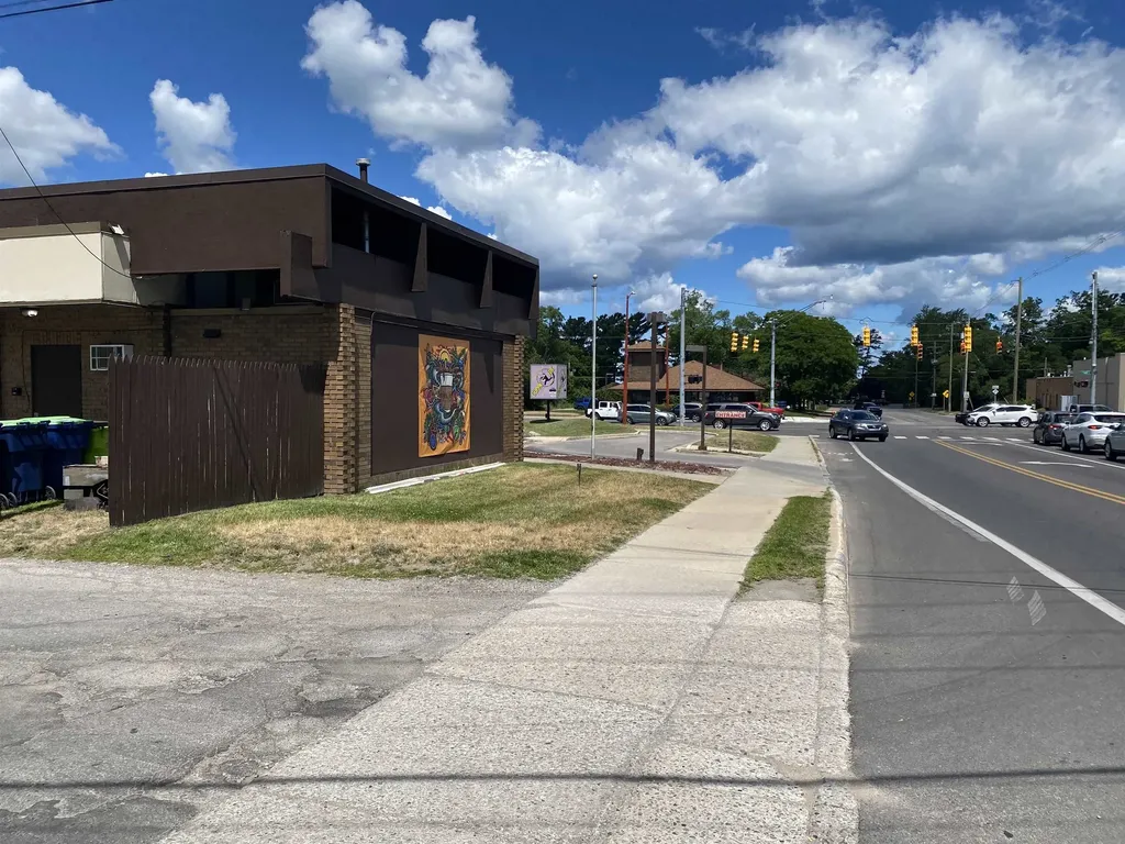 1054-1060 E Front Street Traverse City City MI 49686