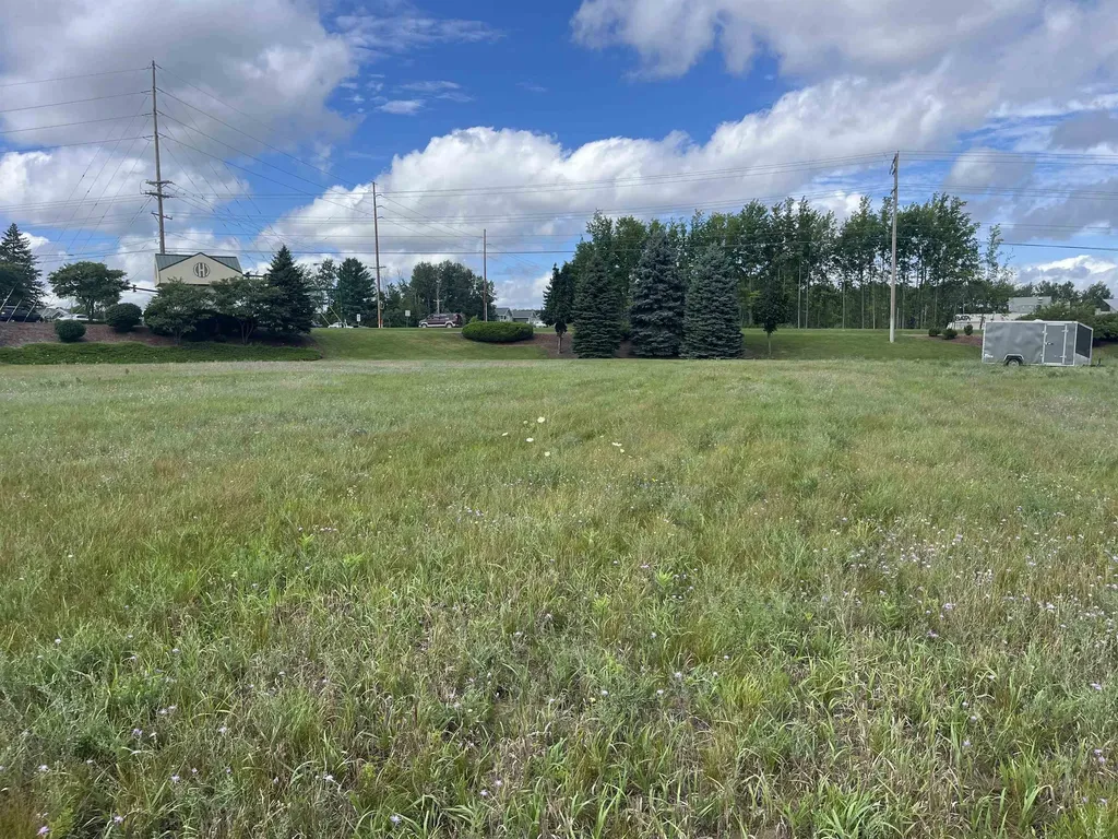 1448-1456 Trade Centre Drive Garfield Charter Township MI 49684