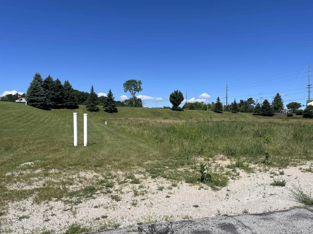 1448-1456 Trade Centre Drive Garfield Charter Township MI 49684