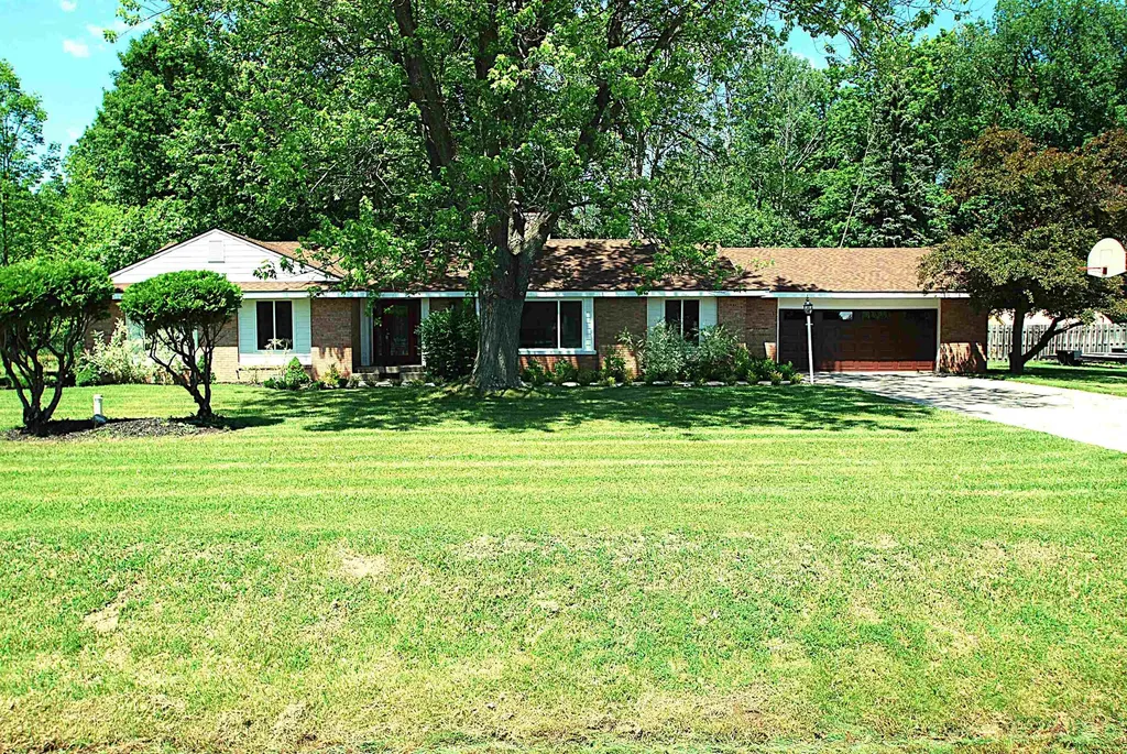 2301 Birchcrest Drive West Branch Township MI 48661