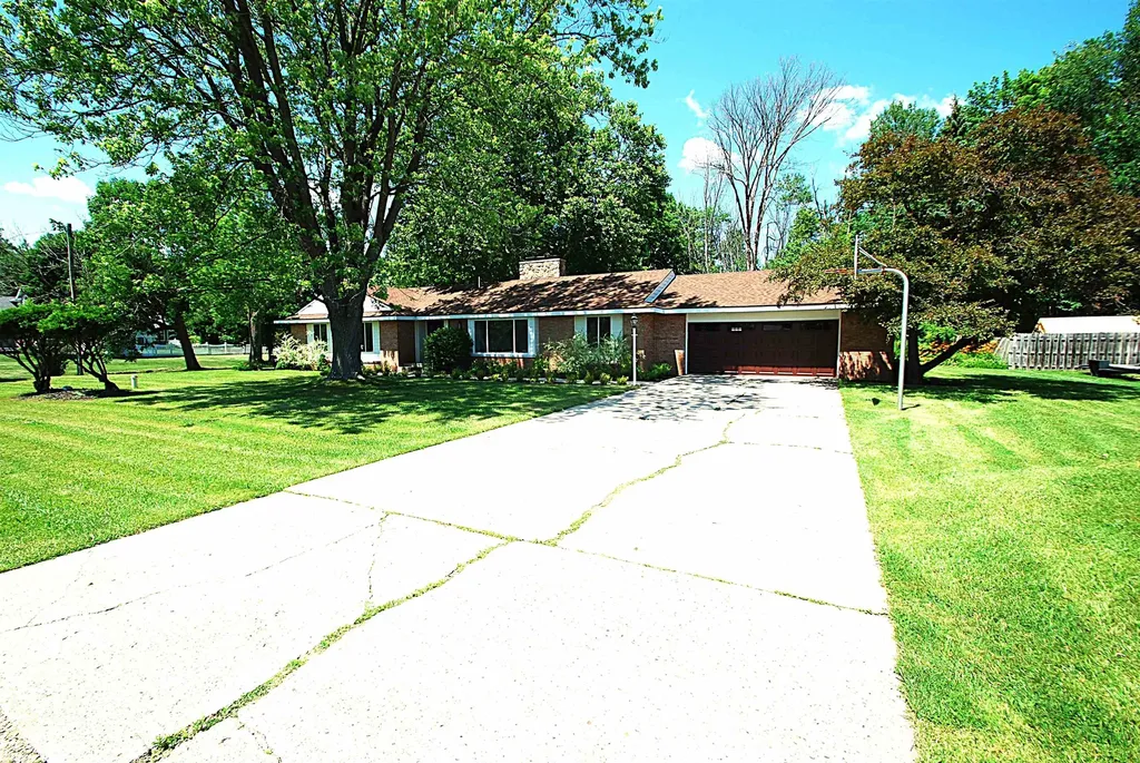 2301 Birchcrest Drive West Branch Township MI 48661