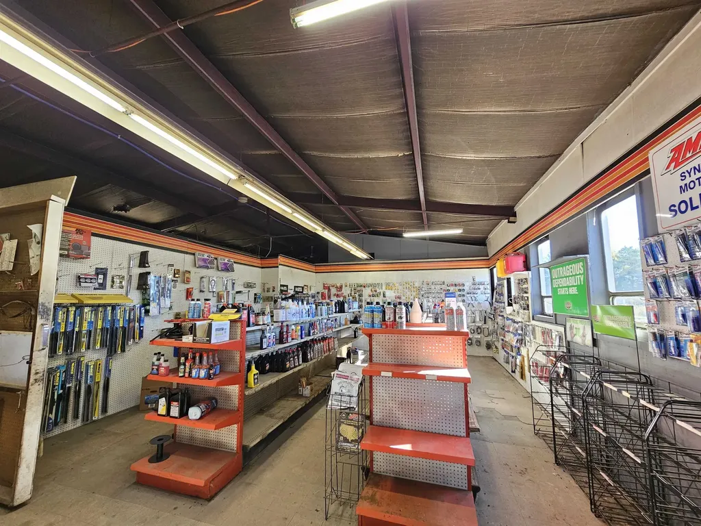 3746 N M-65 Plainfield Township MI 48739