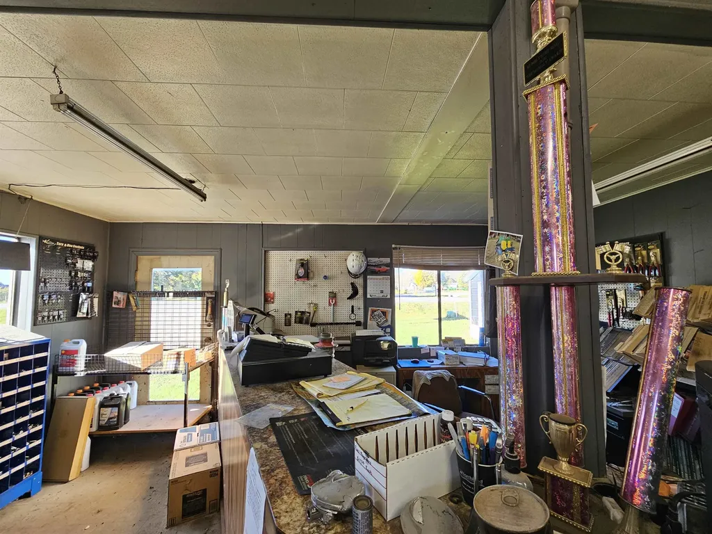 3746 N M-65 Plainfield Township MI 48739