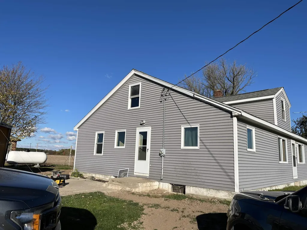 6034 W Sterling Road Adams Township MI 48659