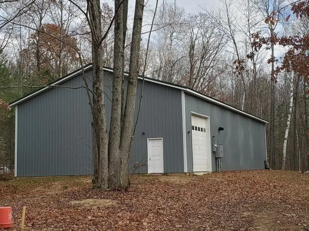 6114 Indian Lake Drive Gladwin Township MI 48624
