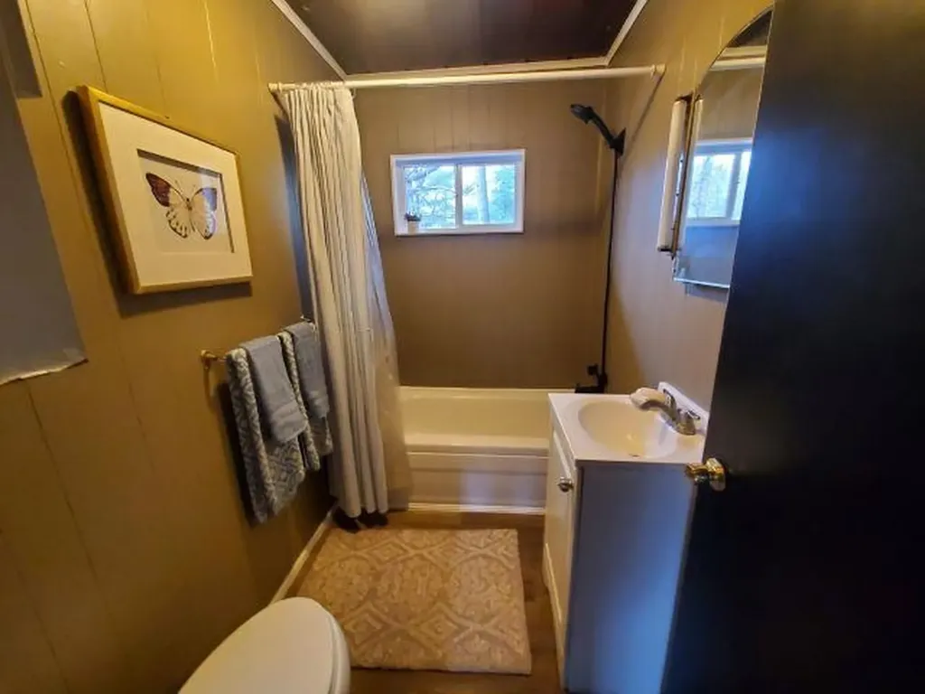 6114 Indian Lake Drive Gladwin Township MI 48624
