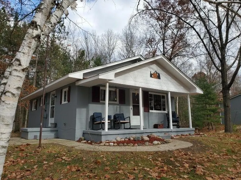6114 Indian Lake Drive Gladwin Township MI 48624
