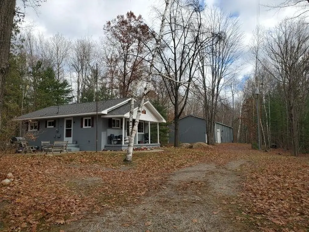 6114 Indian Lake Drive Gladwin Township MI 48624