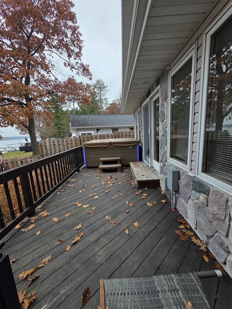 7969 E Cedar Lake Drive Oscoda Charter Township MI 48738