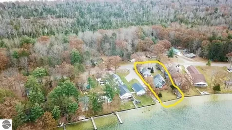 7969 E Cedar Lake Drive Oscoda Charter Township MI 48738