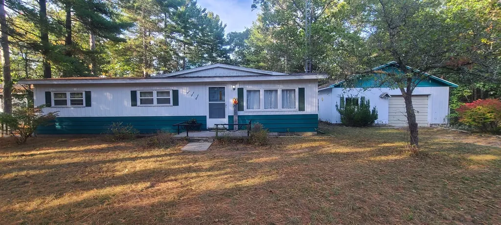 4711 Interlake Drive Oscoda Charter Township MI 48750