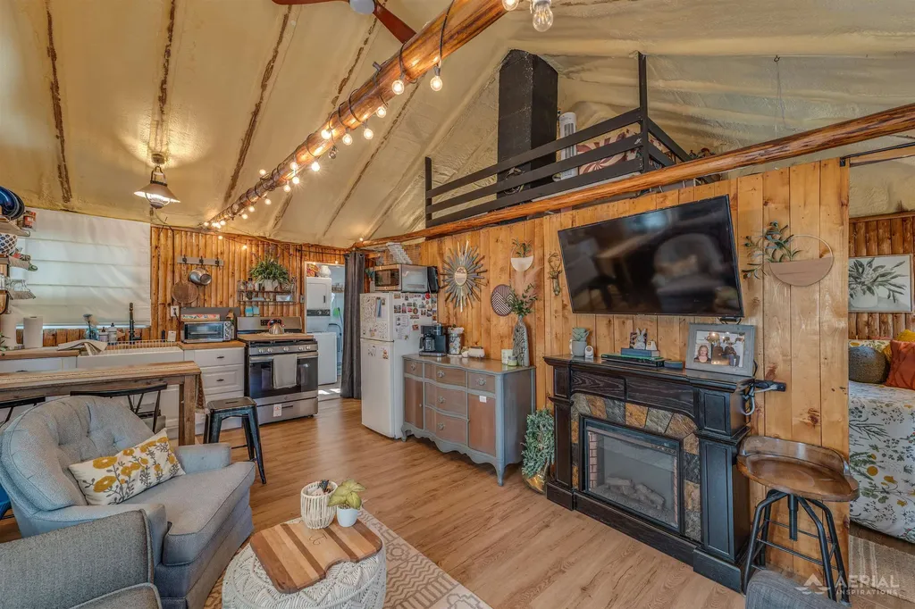 7924 Campbell Plainfield Township MI 48739