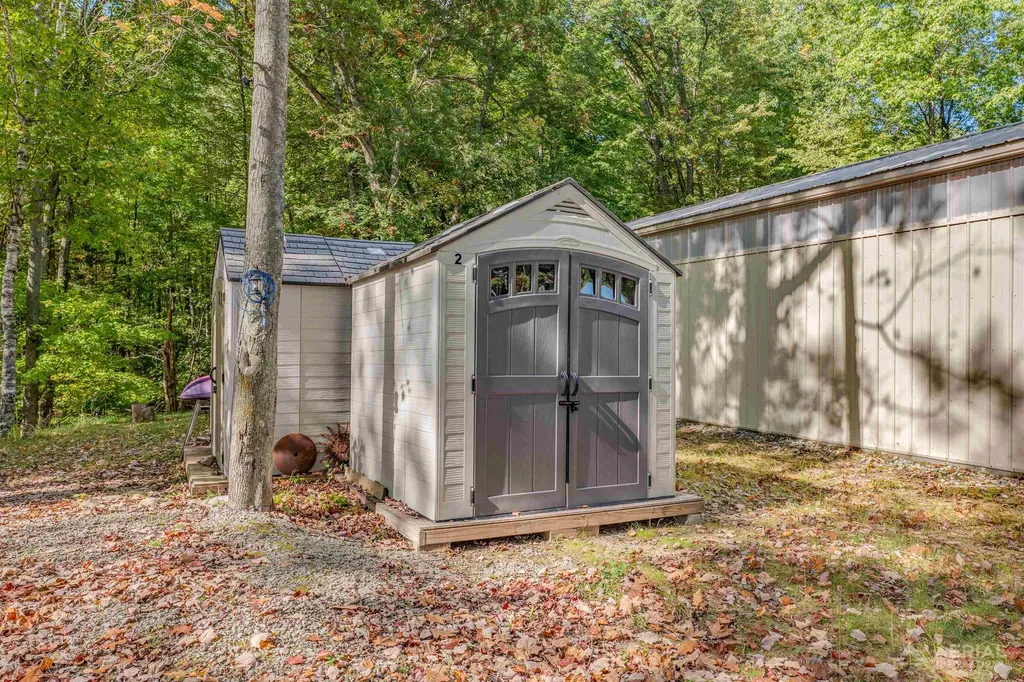 7924 Campbell Plainfield Township MI 48739