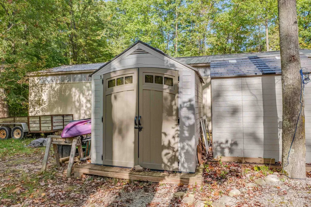 7924 Campbell Plainfield Township MI 48739