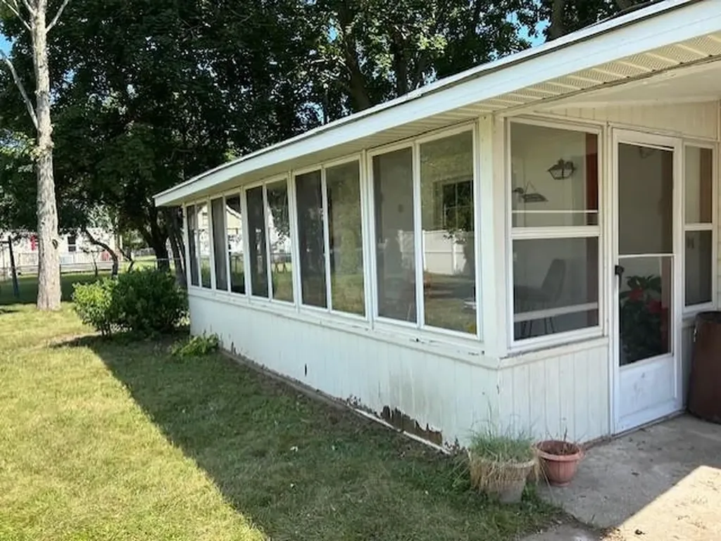 412 Wadsworth Street Unknown City MI 48730