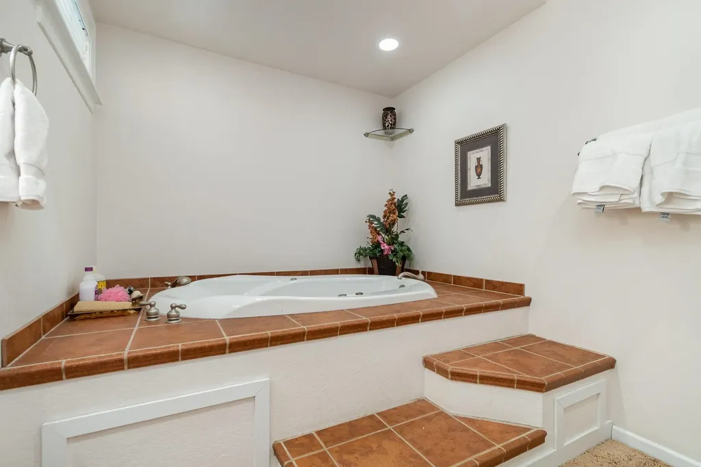 891 S State Street Au Sable Charter Township MI 48750
