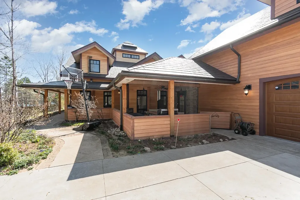 891 S State Street Au Sable Charter Township MI 48750