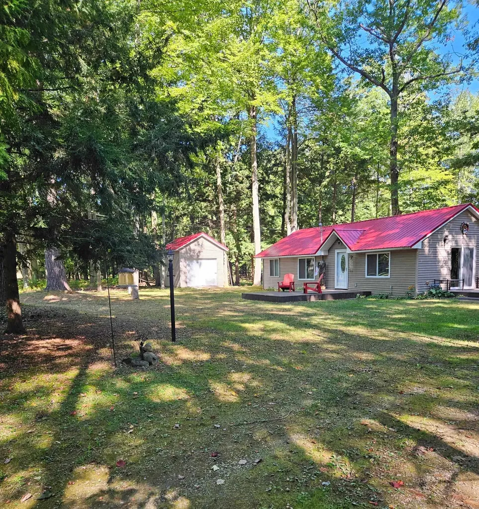 32 Deer Run Whitney Township MI 48703