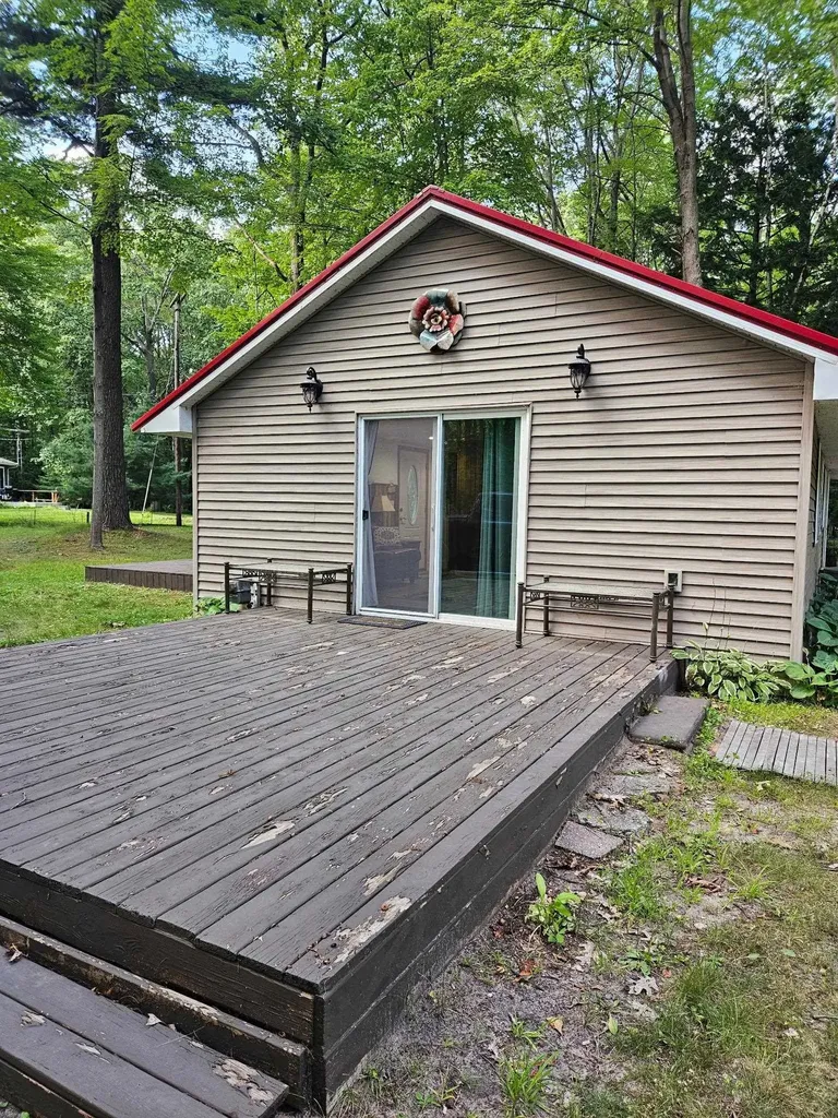 32 Deer Run Whitney Township MI 48703