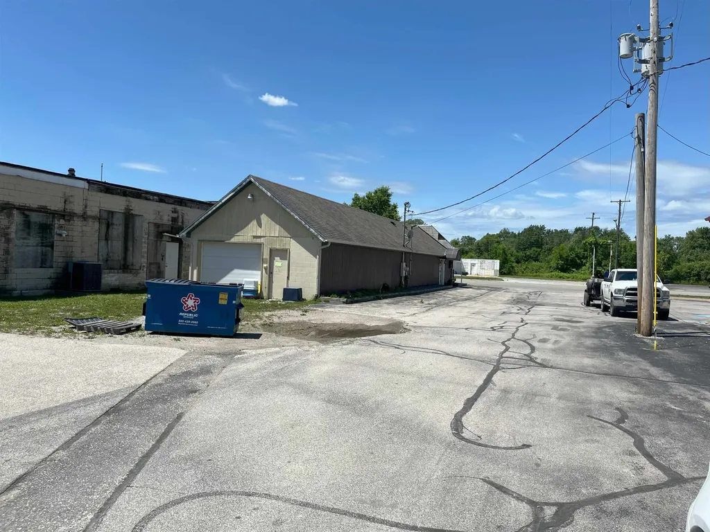 315 S Main Street Standish Township MI 48658