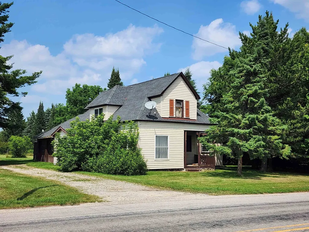 301 E Main Street Plainfield Township MI 48739
