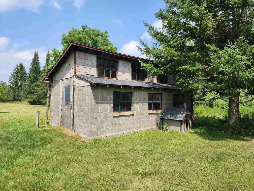 301 E Main Street Plainfield Township MI 48739