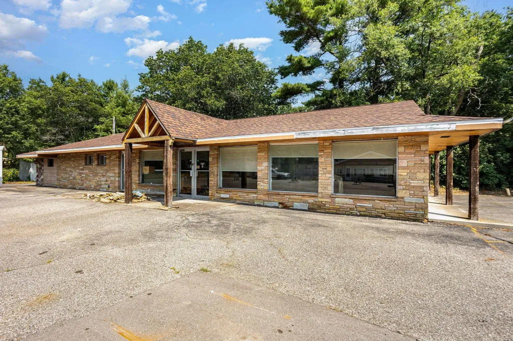 3497 N Us-23 Au Sable Charter Township MI 48750