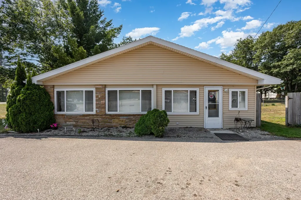 3497 N Us-23 Au Sable Charter Township MI 48750