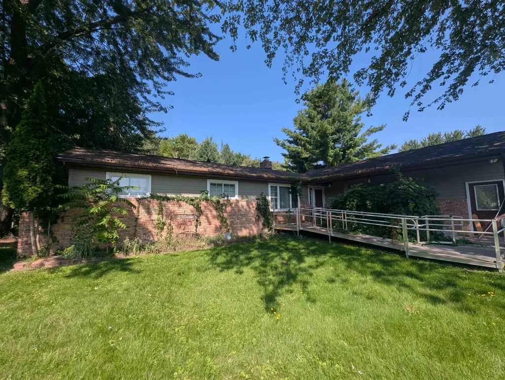 910 N Court Street Au Gres Township MI 48703
