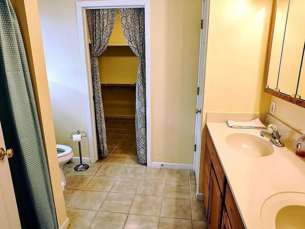 301 S 6th Street Higgins Township MI 48653
