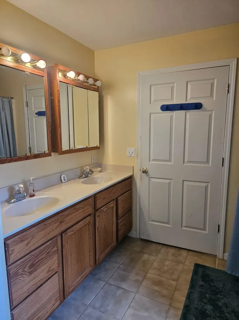 301 S 6th Street Higgins Township MI 48653