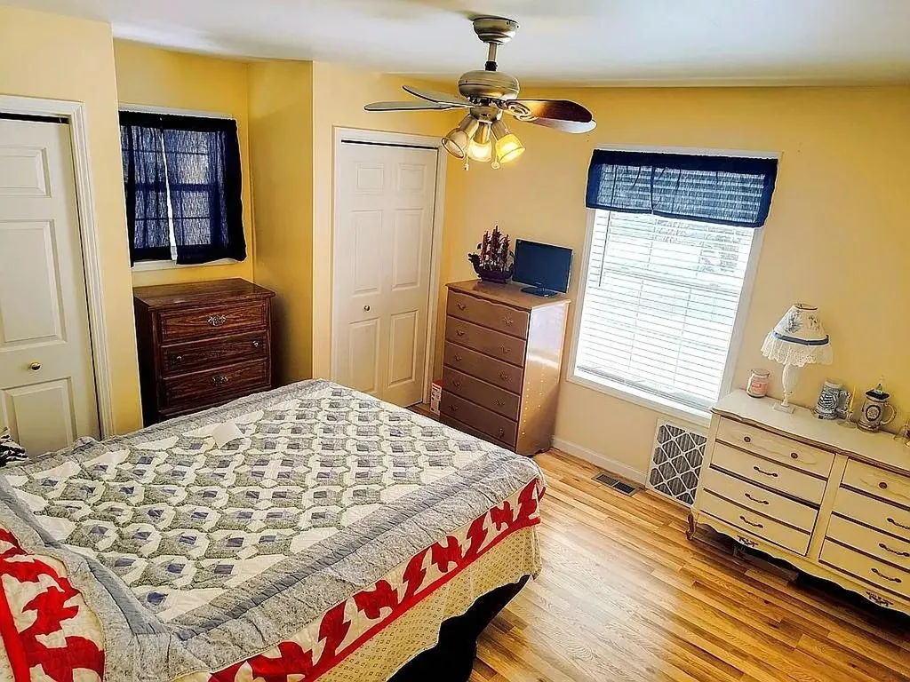 301 S 6th Street Higgins Township MI 48653