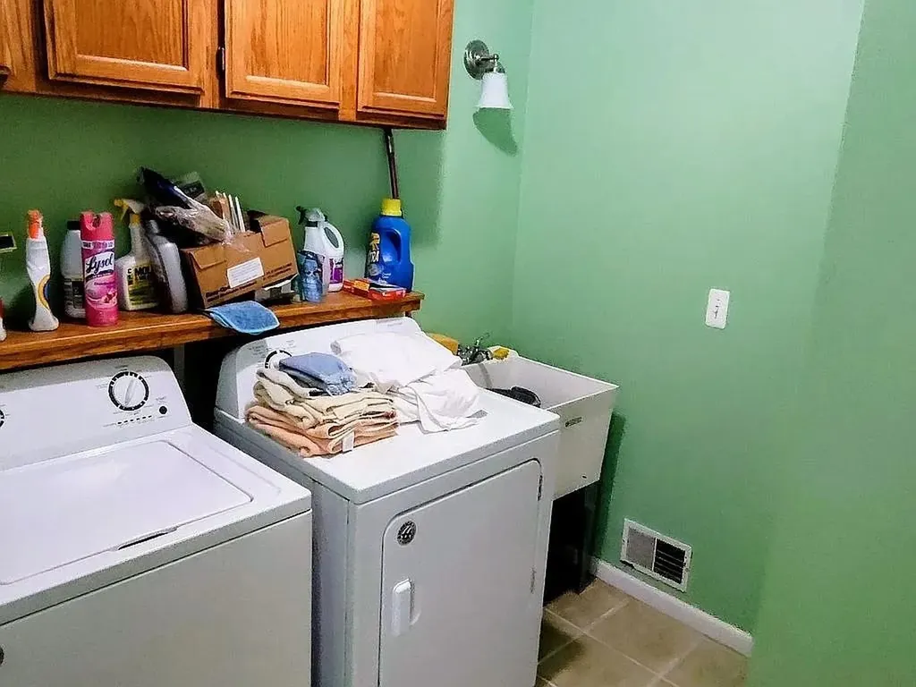 301 S 6th Street Higgins Township MI 48653