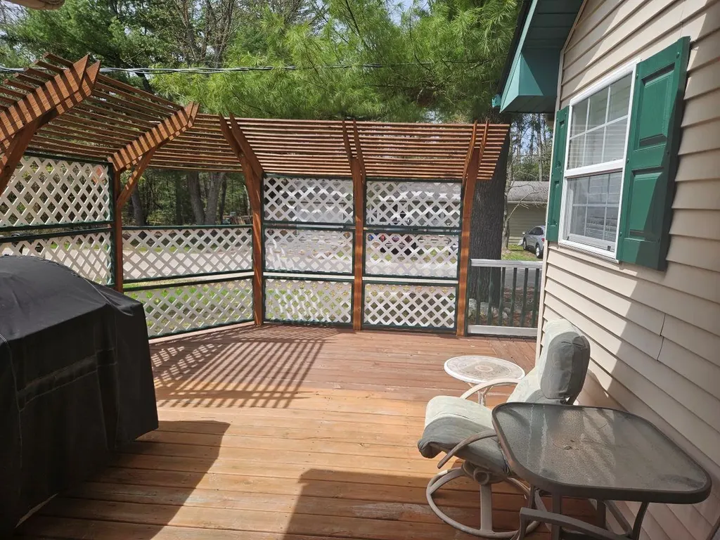 301 S 6th Street Higgins Township MI 48653