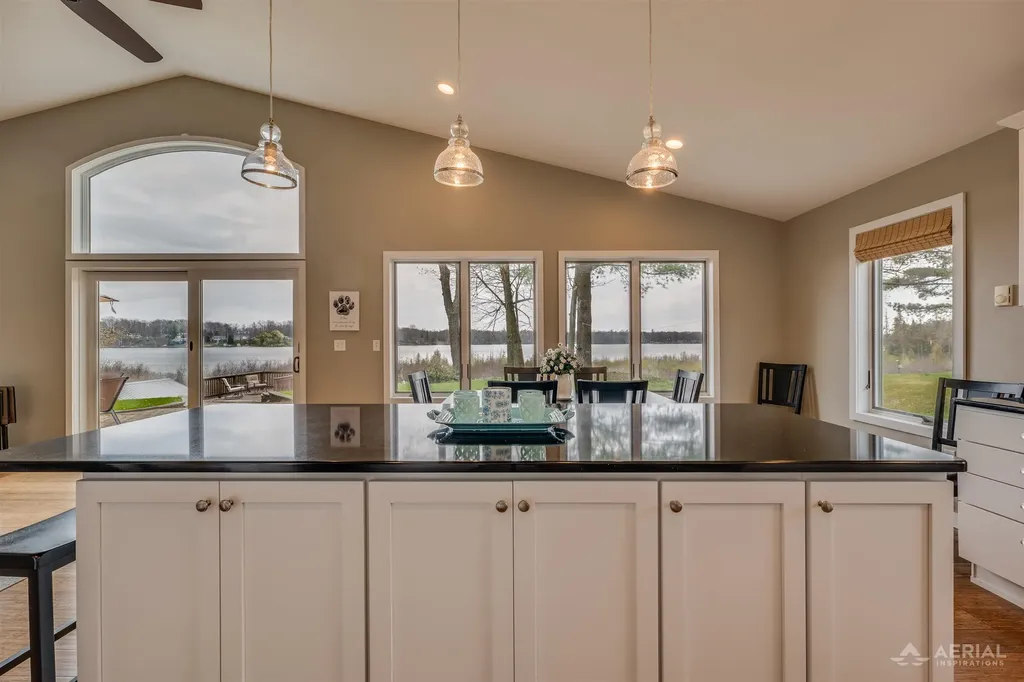 2896 E Lake Drive Cumming Township MI 48635